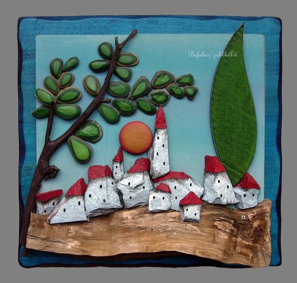 Панно из морских камешков