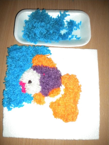 Аппликация из нарезанных ниток