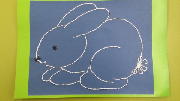 Аппликация из ниток на картоне