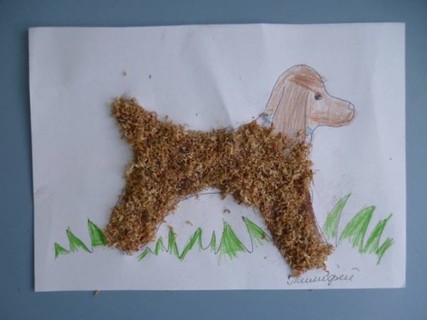 Аппликация из опилок и стружки