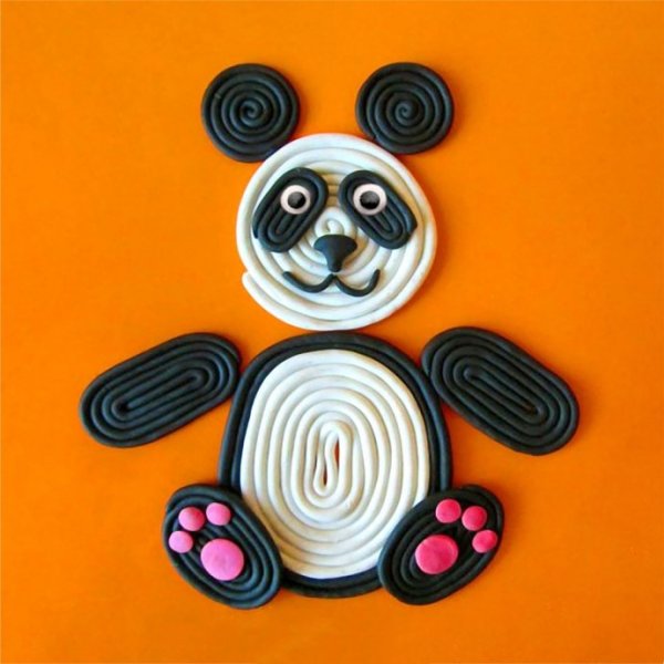 Медведь из пластилиновых жгутиков