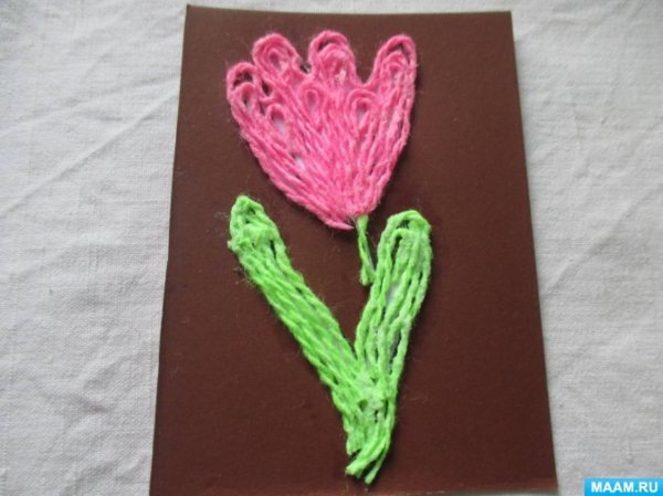 Аппликация из шерстяных ниток