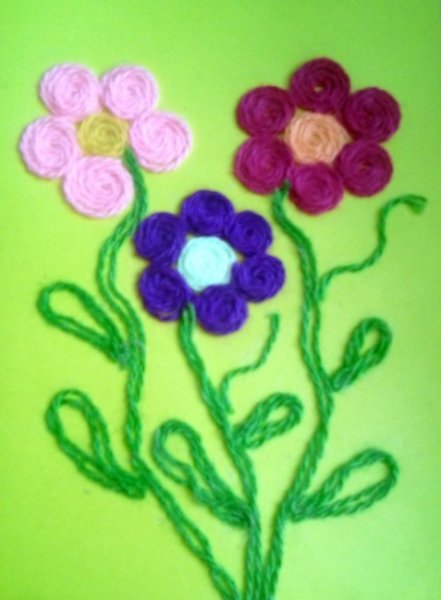 Аппликация из ниток на картоне