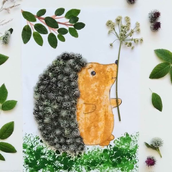 Подделка Ежик в репейнике