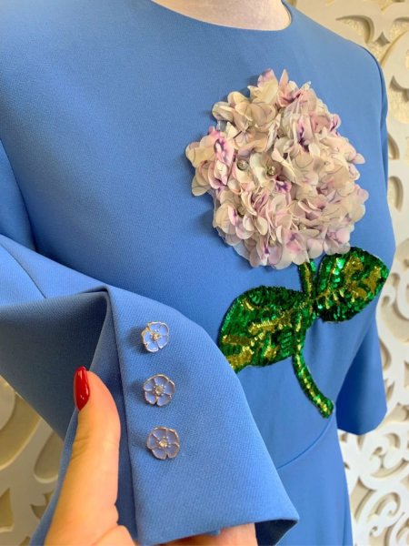 Аппликация на платье