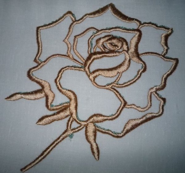 Машинная вышивка шнуром