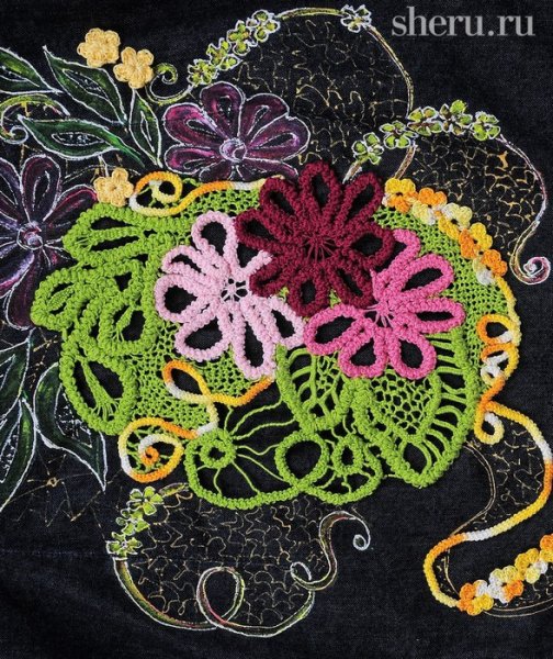 Аппликация из вязаных шнурочков