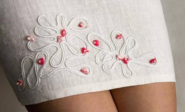 Вышивка шнуром на одежде