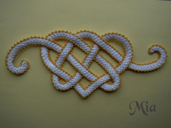 Вышивка шнуром