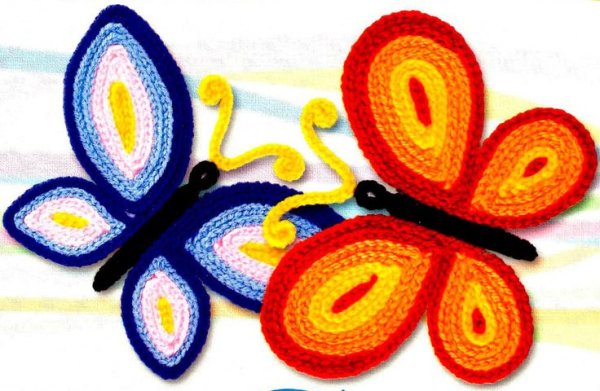 Панно из вязаных цепочек