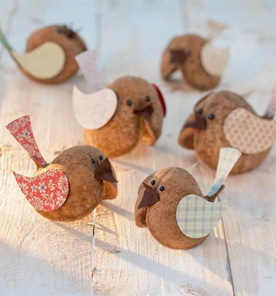 Птицы из грецких орехов