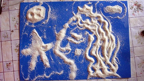 Рисования манкой(солью, сахаром, крупой),