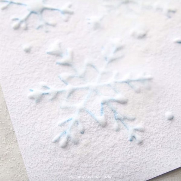 Снежинка клеем ПВА