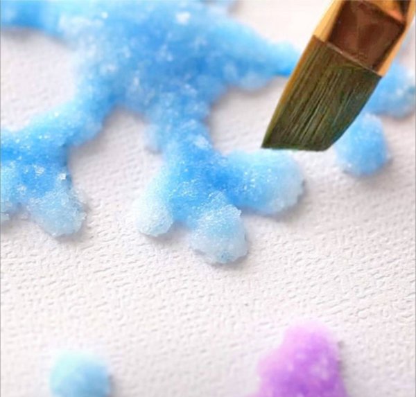 Рисование солью Снежинка