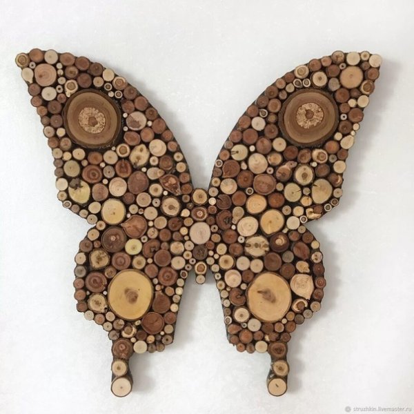 Панно животных из спилов дерева