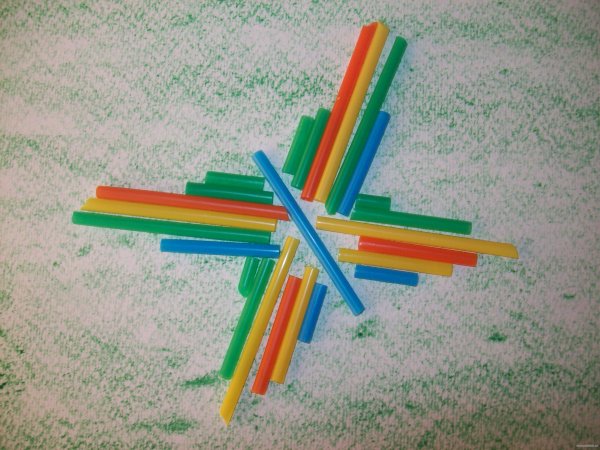 Поделки из коктейльных трубочек