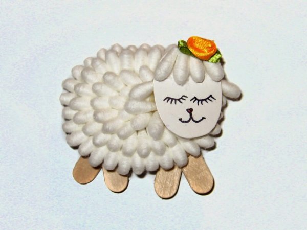 Овечка из ватных палочек