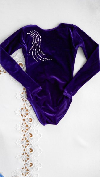 Велюровый купальник для спортивной гимнастики