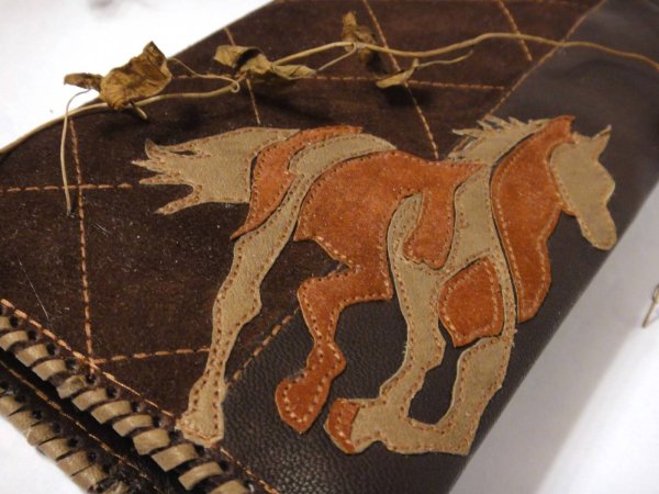 Кожаные аппликации