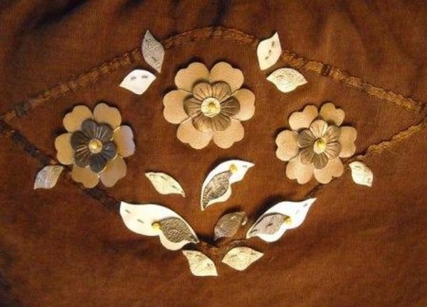 Кожаные аппликации