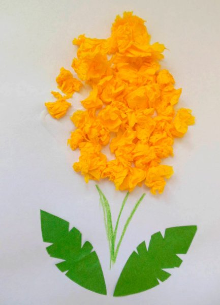 Мимоза из комочков бумаги
