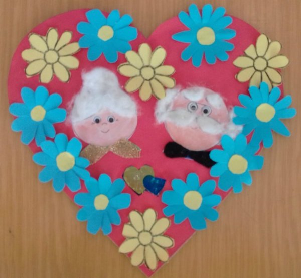 Поделки ко Дню бабушек и дедушек