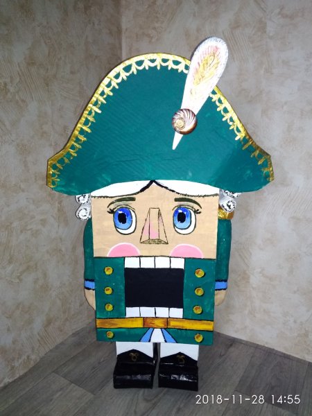 Маска Щелкунчика