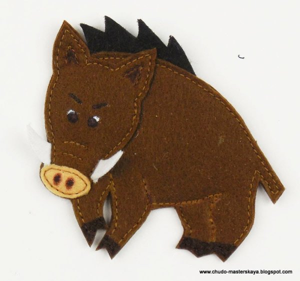 Кабанчик из фетра