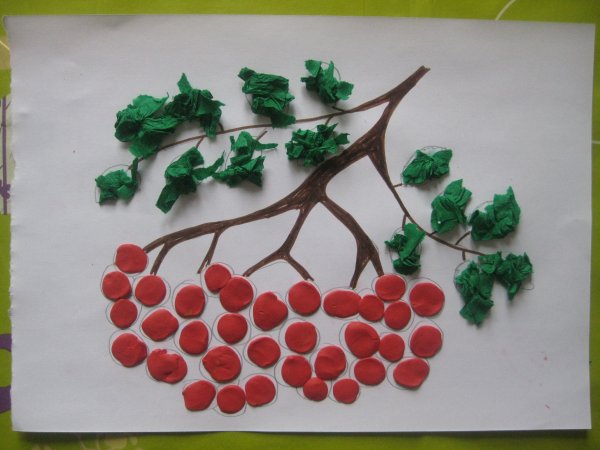 Ветка рябины из пластилина