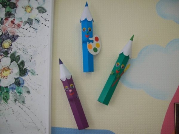 Карандаш из картона