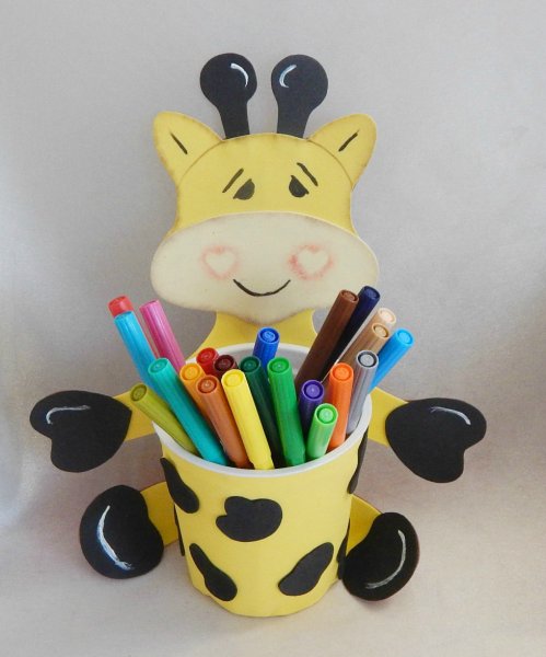 Подставка под карандаши из втулок