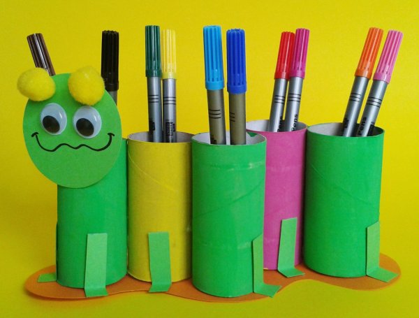 Подставка для карандашей из вторсырья