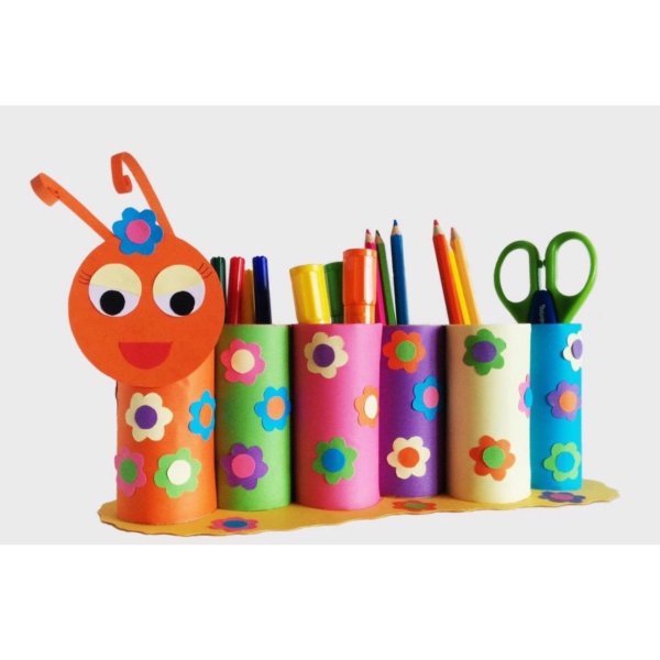 Карандашница гусеница из втулок