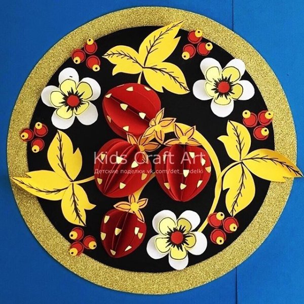 Поделка в стиле Хохлома