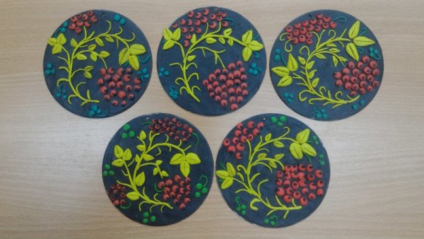 Хохломские узоры пластилинография