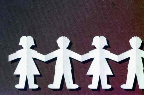 Бумажные человечки для вырезания
