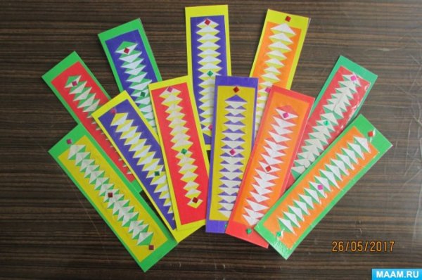 Аппликация закладка для книги подготовительная группа