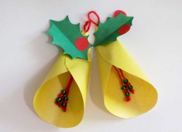 Колокольчик из цветной бумаги