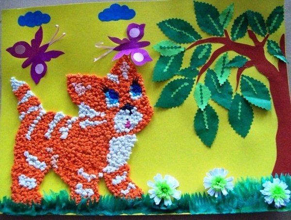 Аппликация из разных материалов