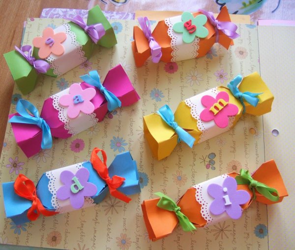 Поделка конфетка с сюрпризом