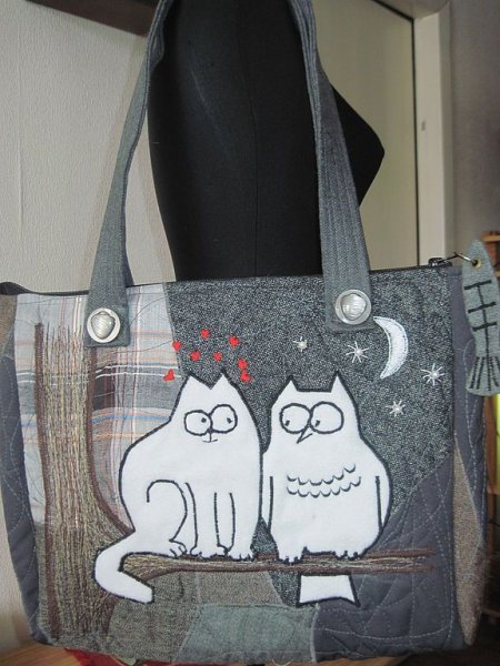 Аппликации кошек на джинсовых сумках