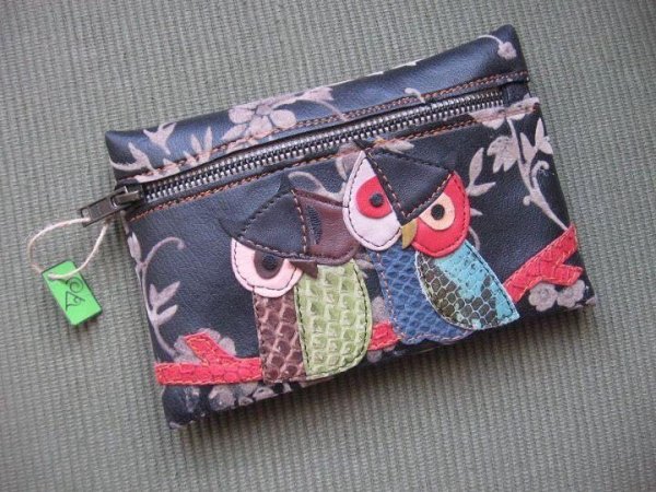 Кожаный кошелек с аппликацией