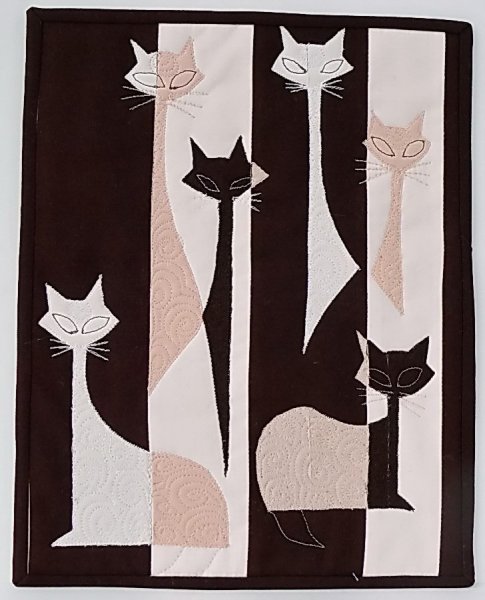 Панно из ткани с кошками