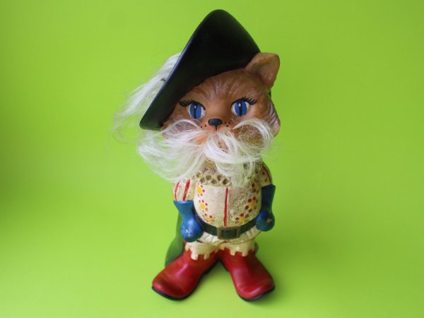 Резиновая игрушка кот в сапогах
