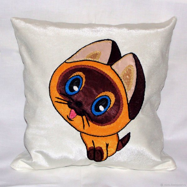 Аппликация на подушку