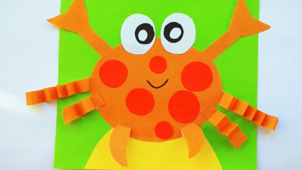 Крабик из цветной бумаги