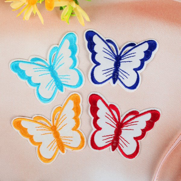 Аппликация из бабочек