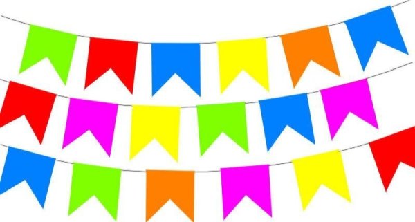 Треугольные флажки на веревке