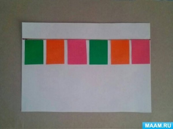 Аппликация красивые флажки в средней группе