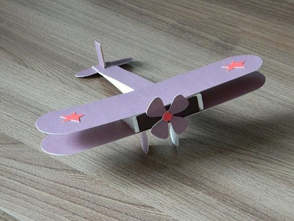 Самолет из картона